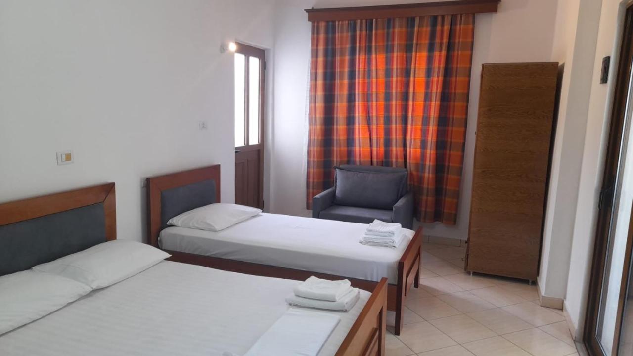 Vita Apartment - Spacious Garden And Balcony 5 Min To Beach & Center Ksamil Eksteriør bilde
