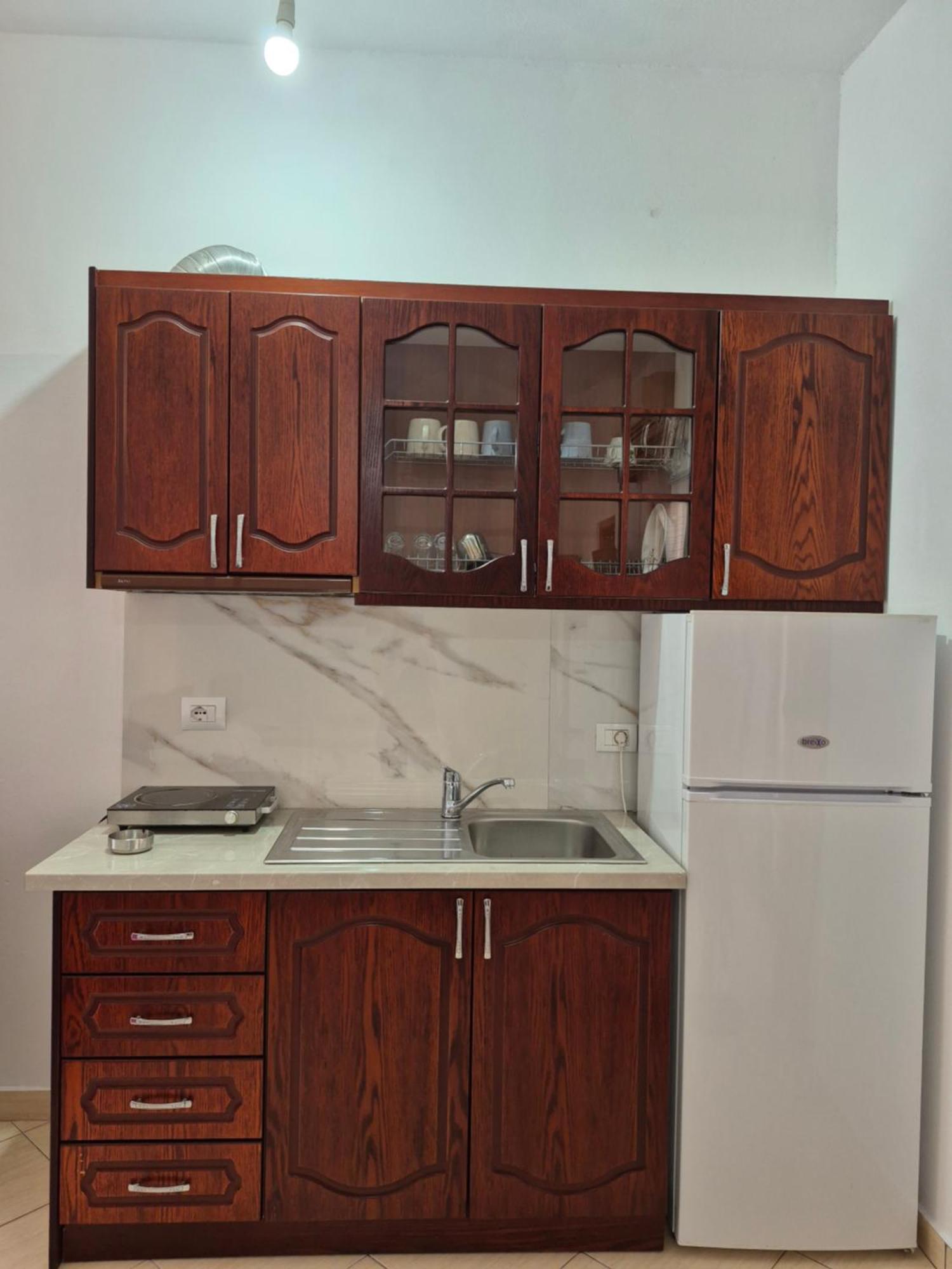 Vita Apartment - Spacious Garden And Balcony 5 Min To Beach & Center Ksamil Eksteriør bilde