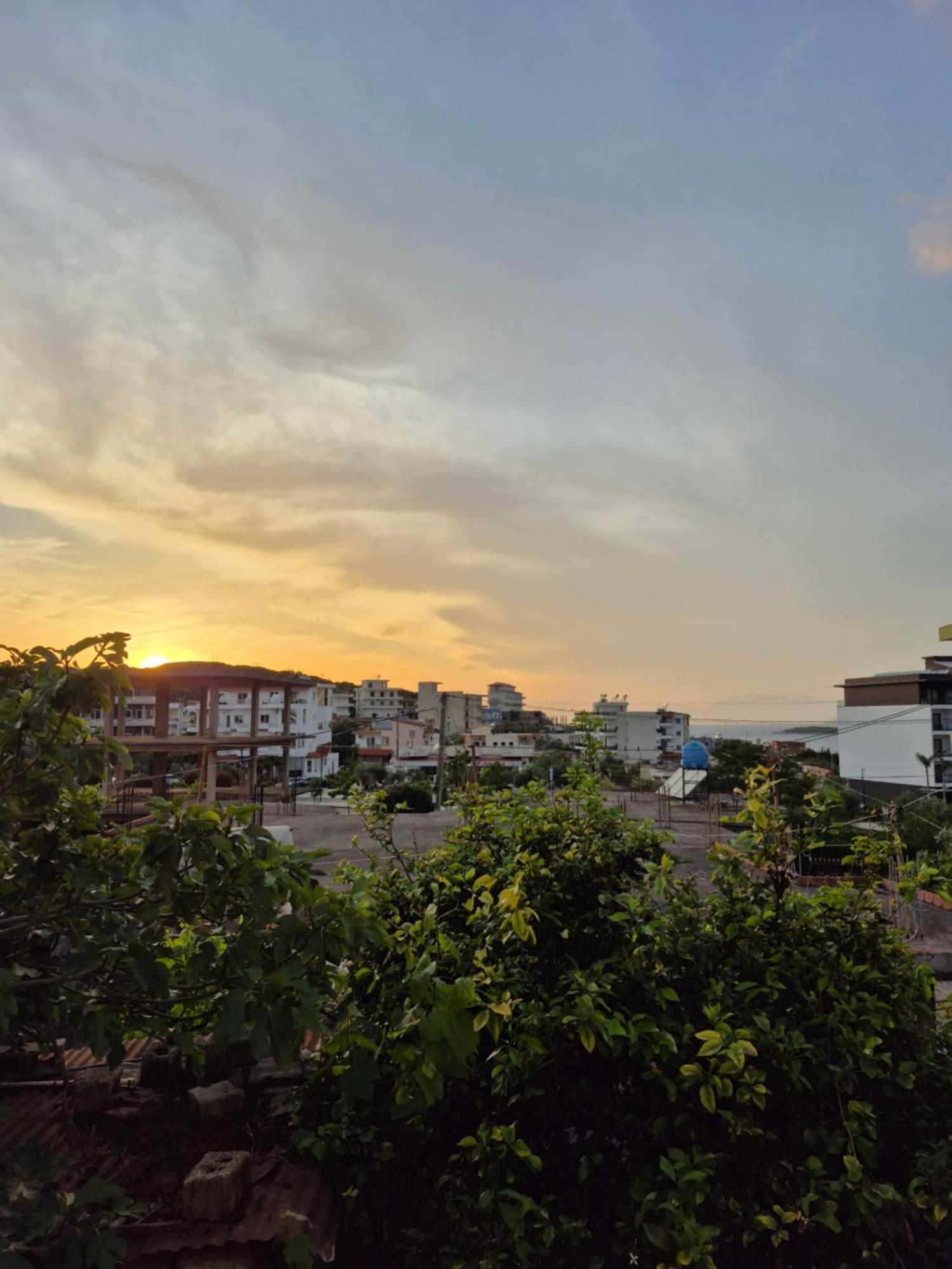 Vita Apartment - Spacious Garden And Balcony 5 Min To Beach & Center Ksamil Eksteriør bilde